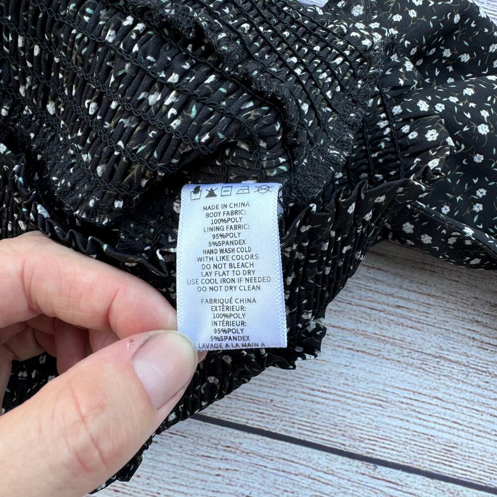 Vernacular Box Neckline Floral Long Sleeve Top - Picture 3 of 5